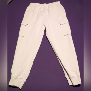 Nike Women's Off White Jogger With Pockets